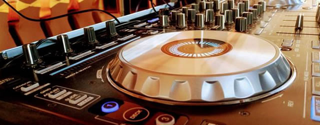 The Soundz ‘du son’ Ltd 